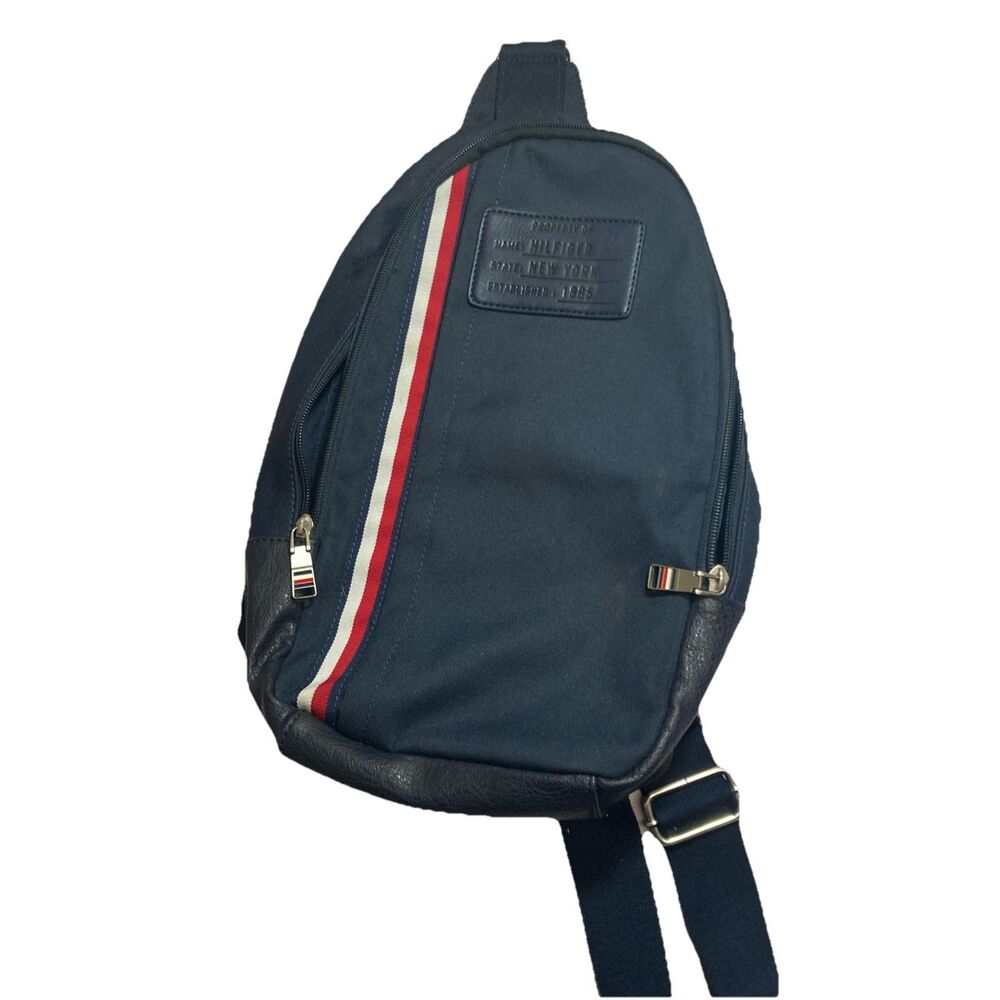 Tommy Hilfiger Crossbody Unisex Single Strap But Can Switch To Either Side